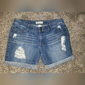 Decree | Distressed Button-up Mid-Length Bermuda Jean Shorts